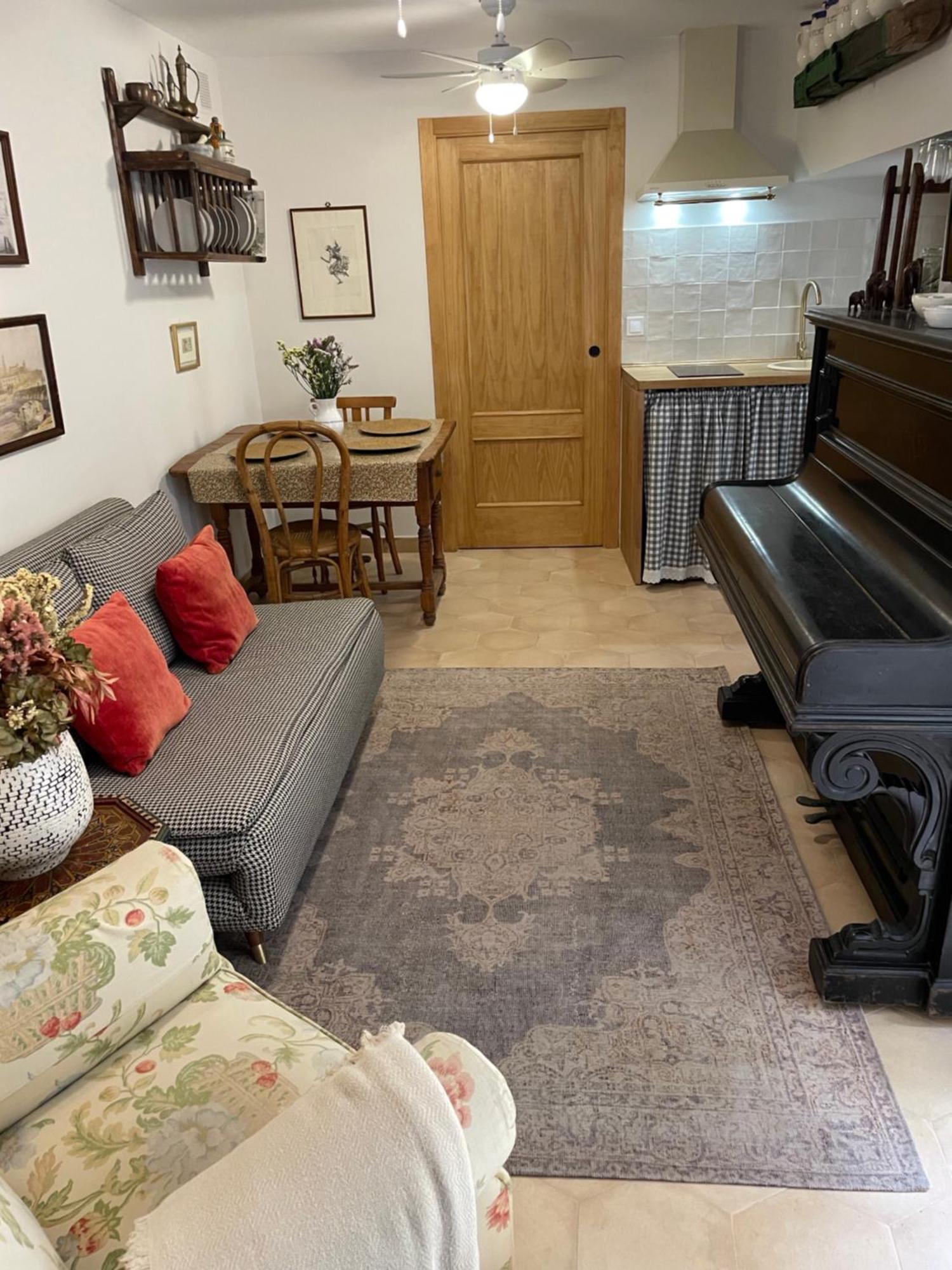 Apartamento En Casa Patio "Pan Y Conejo" Кордова Екстер'єр фото